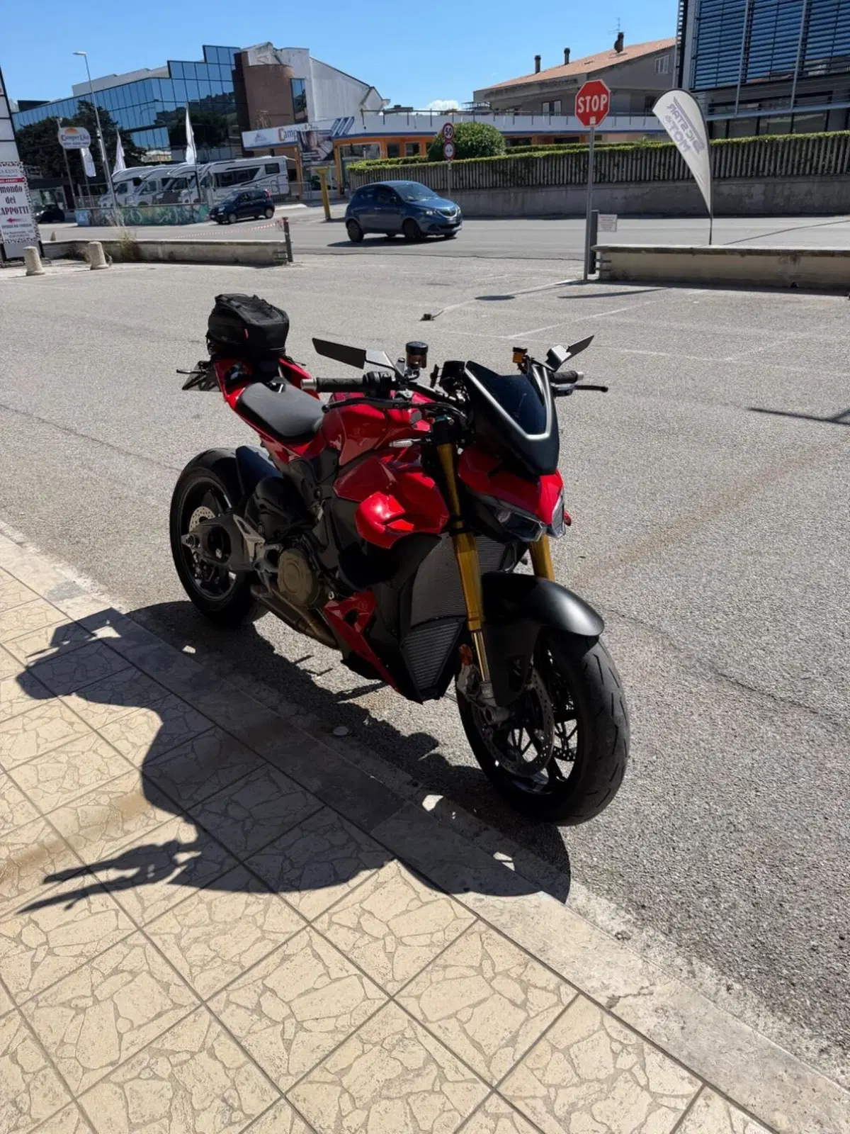 Ducati Streetfighter V4 S (2025 - 26) (3)