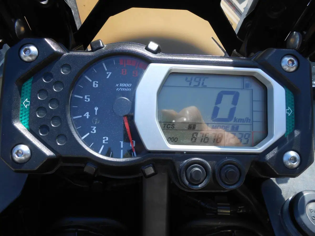 Yamaha XT1200Z Super Ténéré Worldcrosser (2012 - 14) (3)