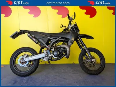Fantic Motor Motard 50 Performance 2t (2020) usata