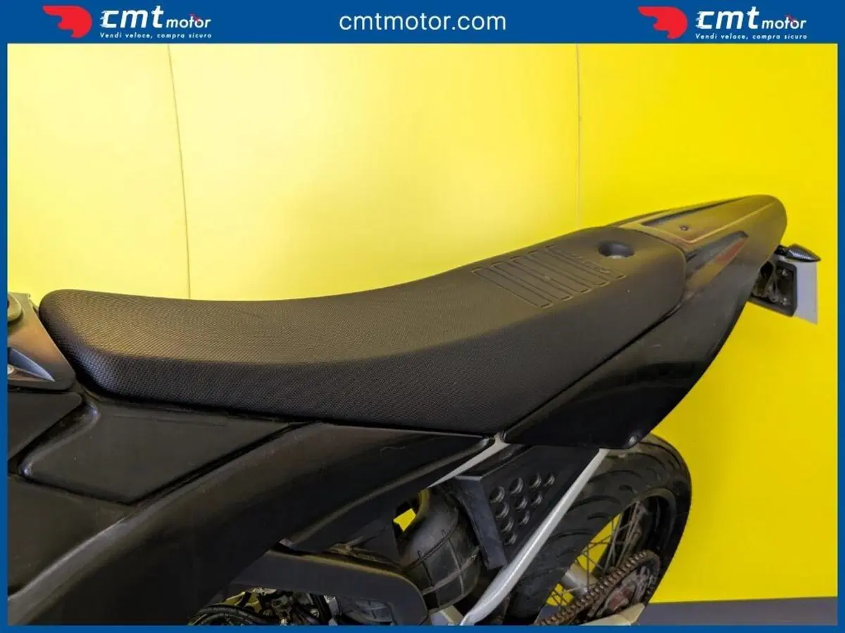 Fantic Motor Motard 50 Performance 2t (2020) (9)