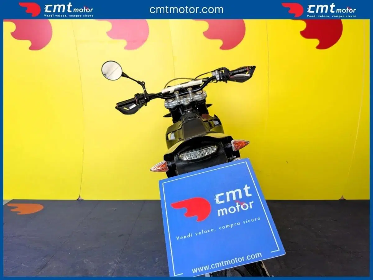 Fantic Motor Motard 50 Performance 2t (2020) (10)