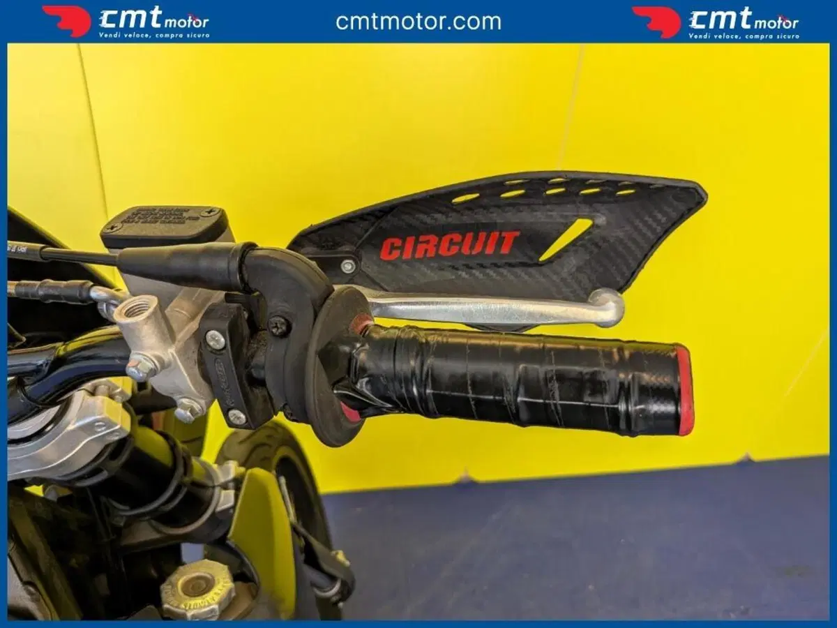 Fantic Motor Motard 50 Performance 2t (2020) (13)