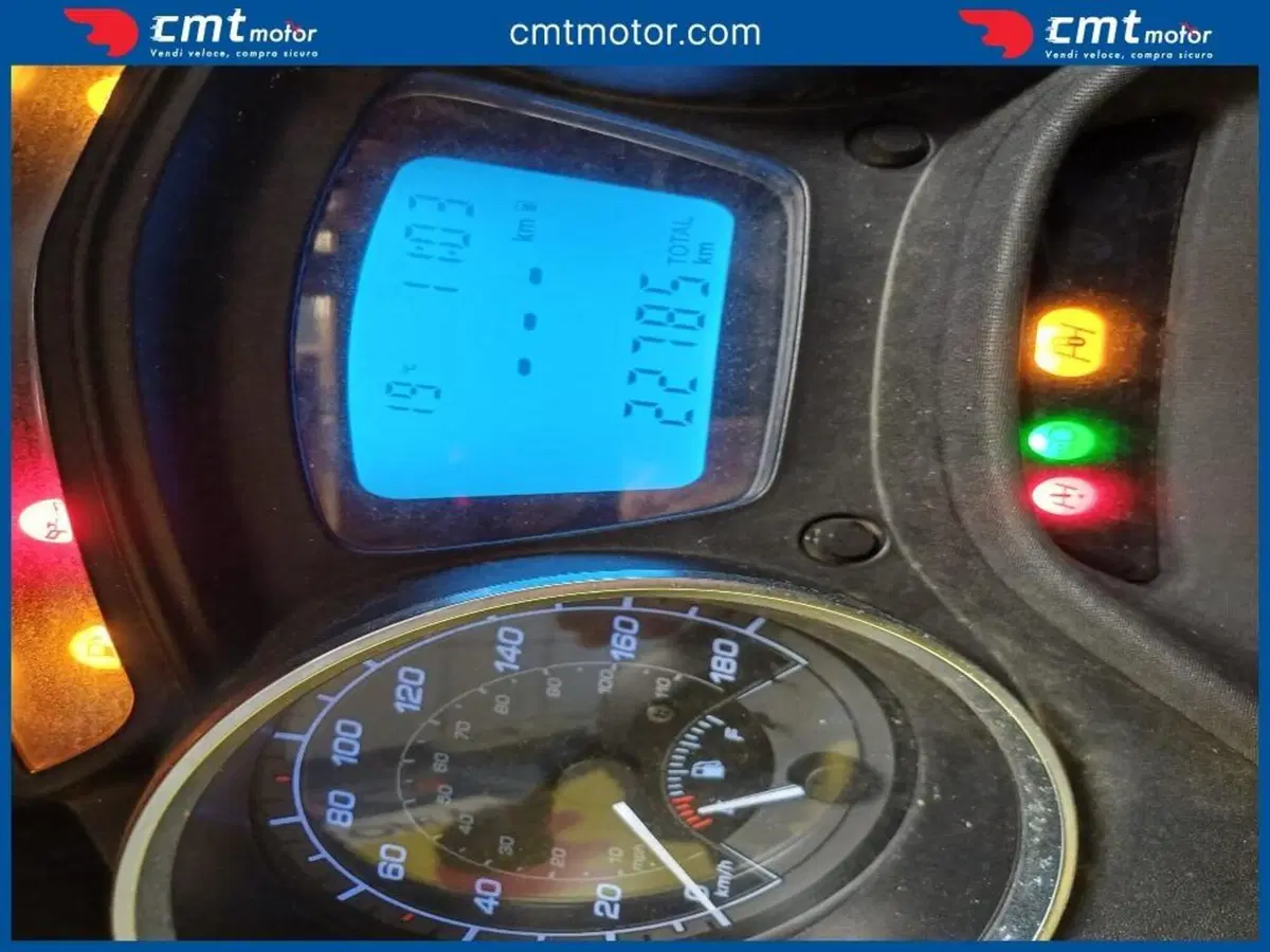 Piaggio MP3 400 Sport ABS Hpe (2021 - 22) (5)