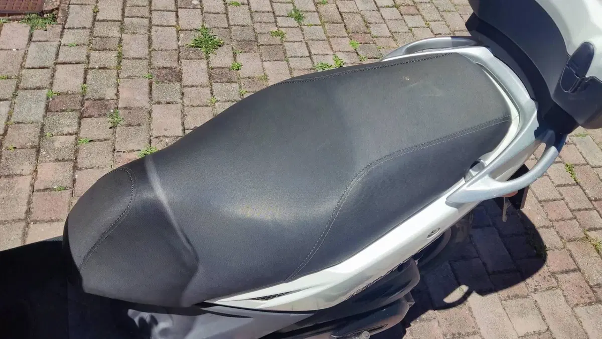 Kymco Agility 150 R16 (5)