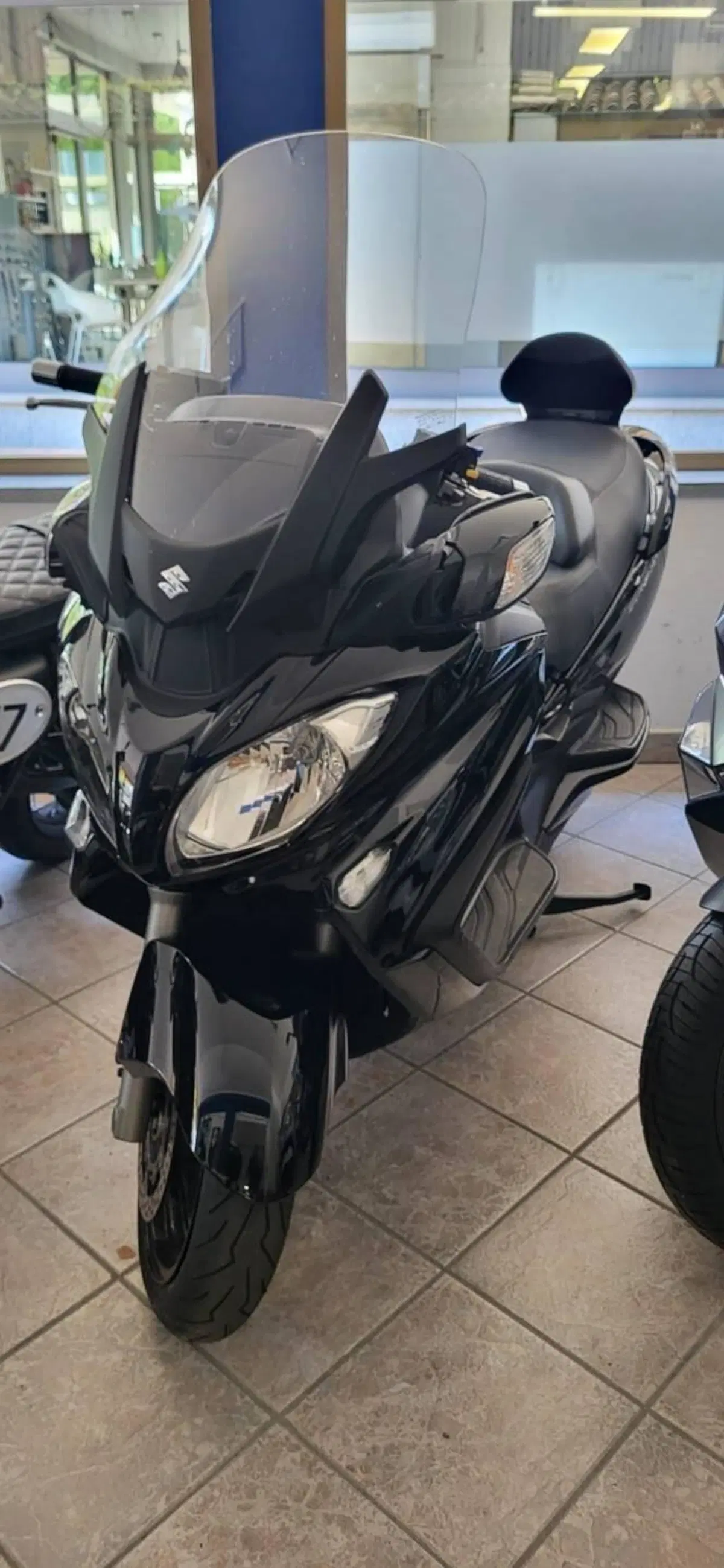 Suzuki Burgman AN 650 Executive ABS (2013 - 17)