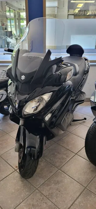 Suzuki Burgman AN 650 Executive ABS (2013 - 17) usata