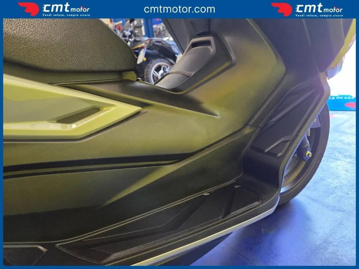 Honda Forza 350 (2022 - 24) (12)
