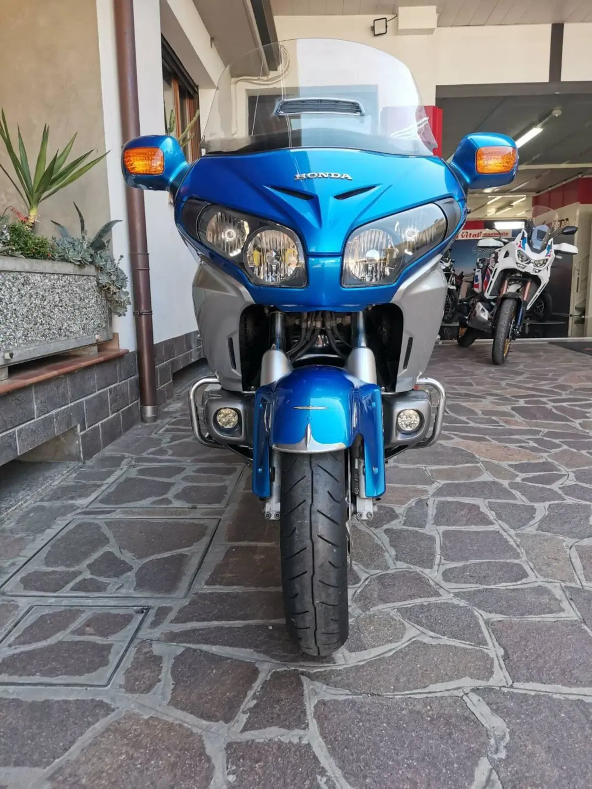 Honda GL 1800 Gold Wing (2012 - 17) (2)