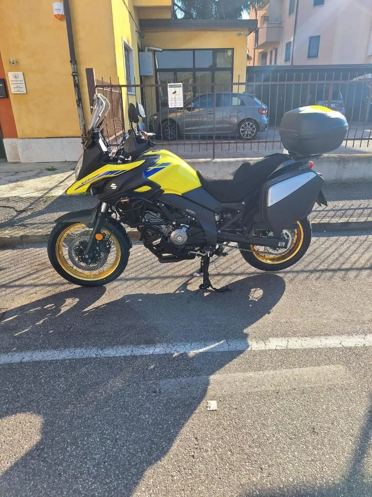 Suzuki V-Strom 650XT Explorer (2022 - 25)
