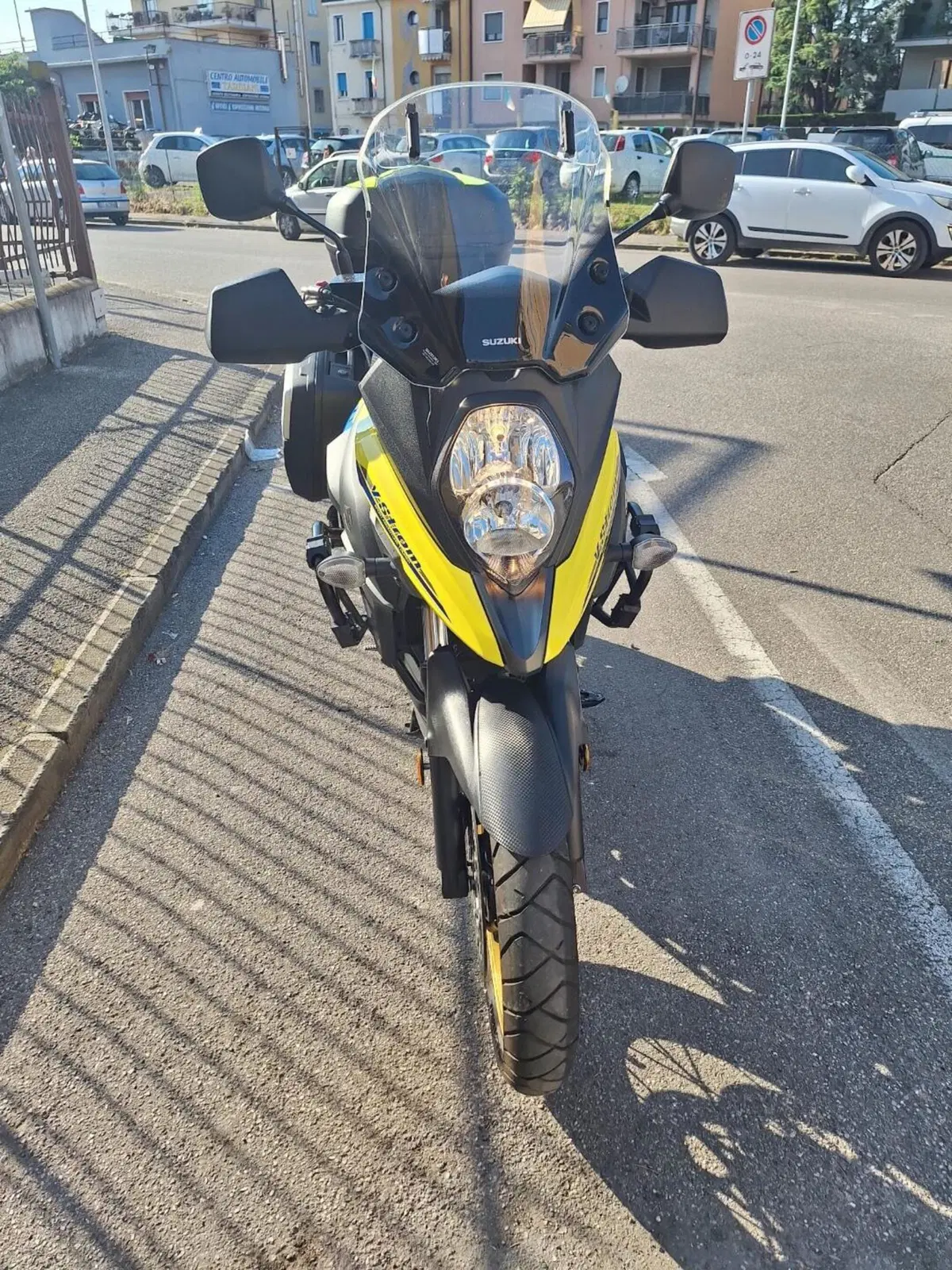 Suzuki V-Strom 650XT Explorer (2022 - 25) (2)