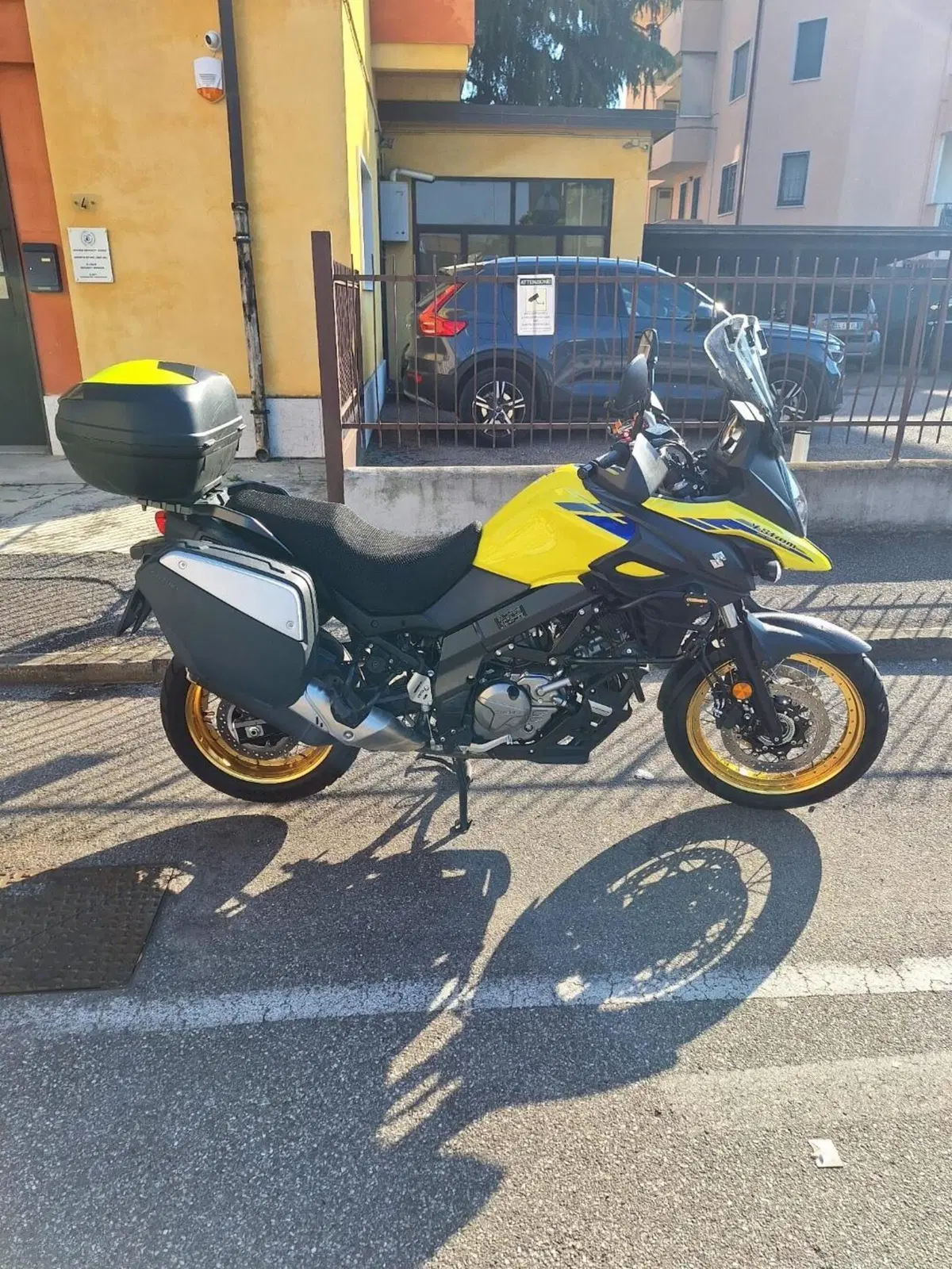 Suzuki V-Strom 650XT Explorer (2022 - 25) (5)
