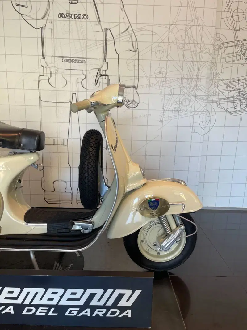 Vespa GL 150 (3)