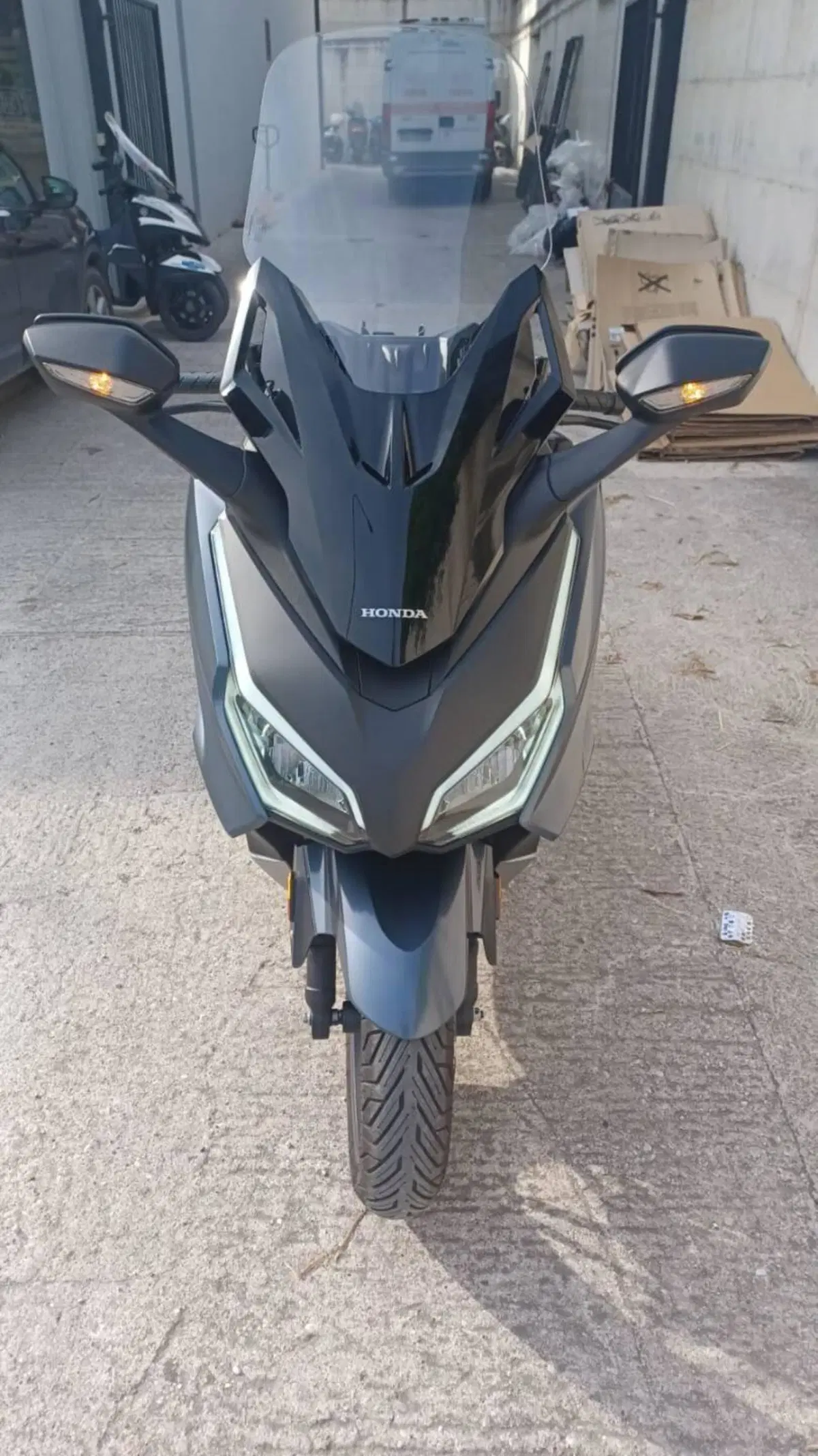 Honda Forza 350 (2022 - 24) (4)