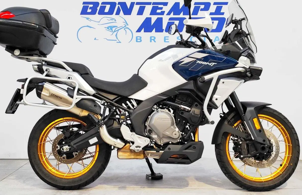 CFMOTO 700MT Adventure (2025 - 26)