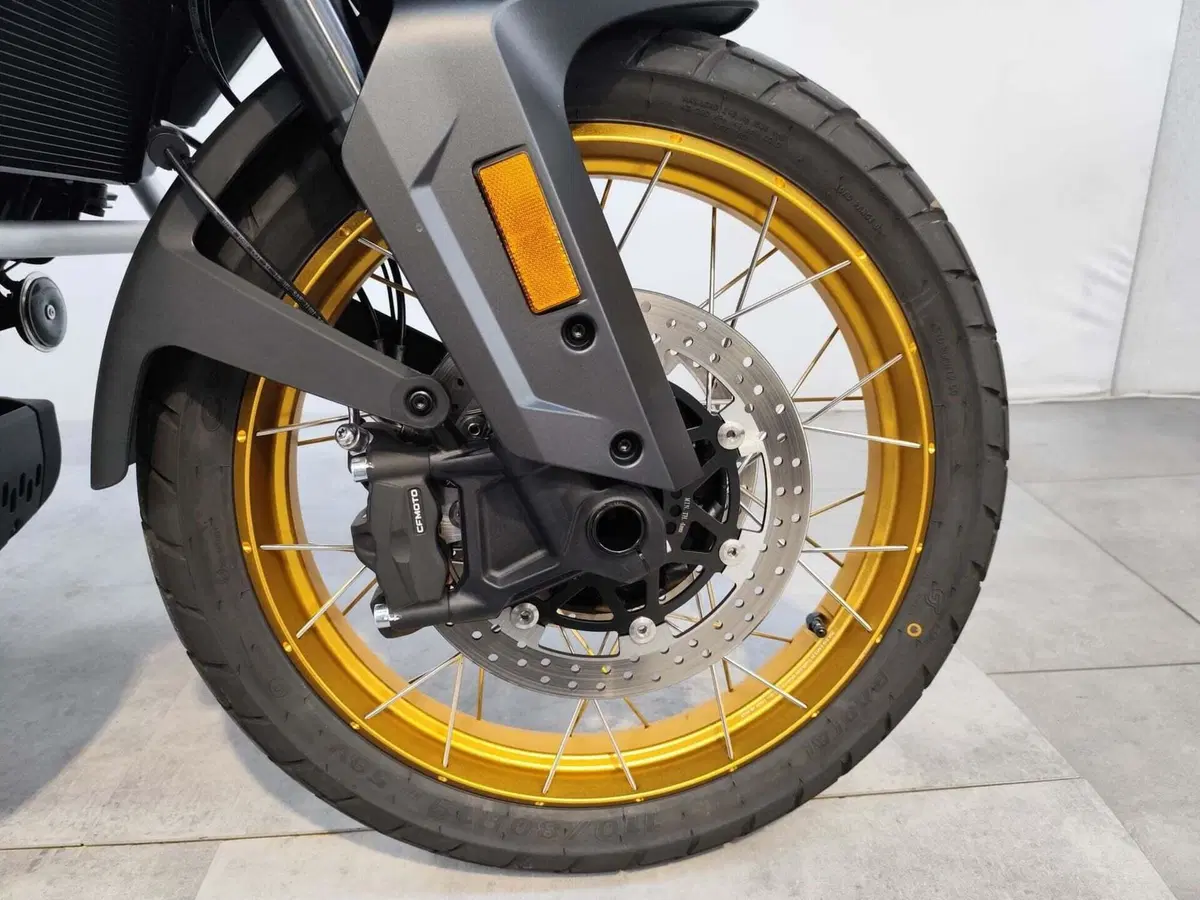 CFMOTO 700MT Adventure (2025 - 26) (17)