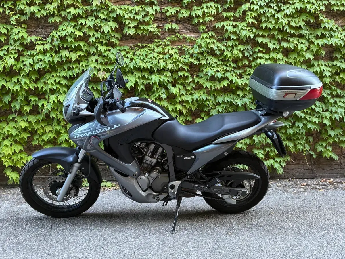 Honda Transalp XL 700 V (2007 - 2013) (4)