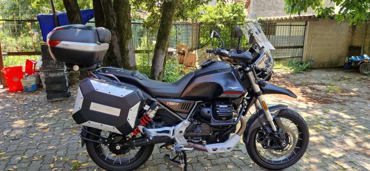 Moto Guzzi V85 TT (2021 - 23)