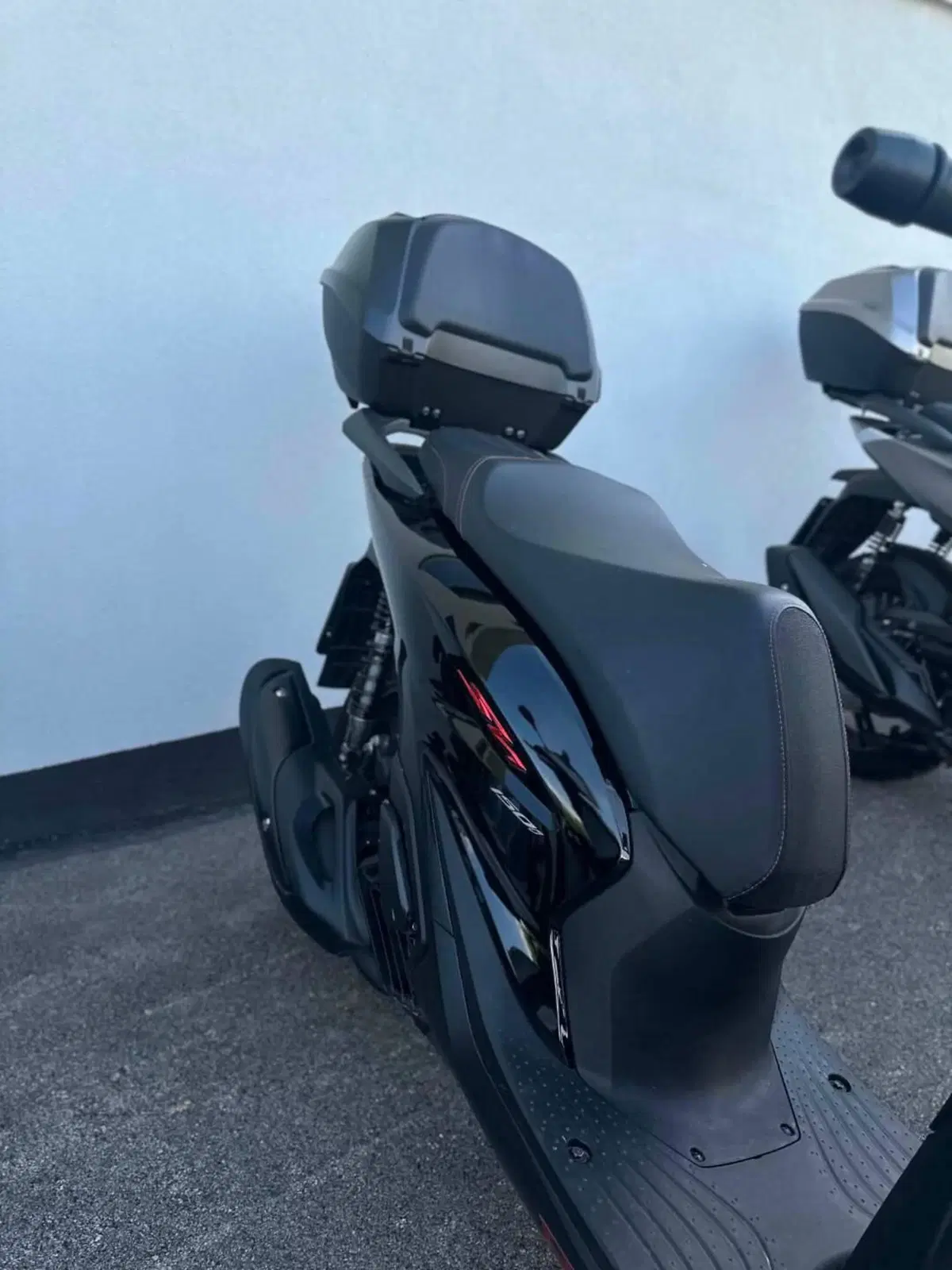 Honda SH 150i (2024 - 25) (2)