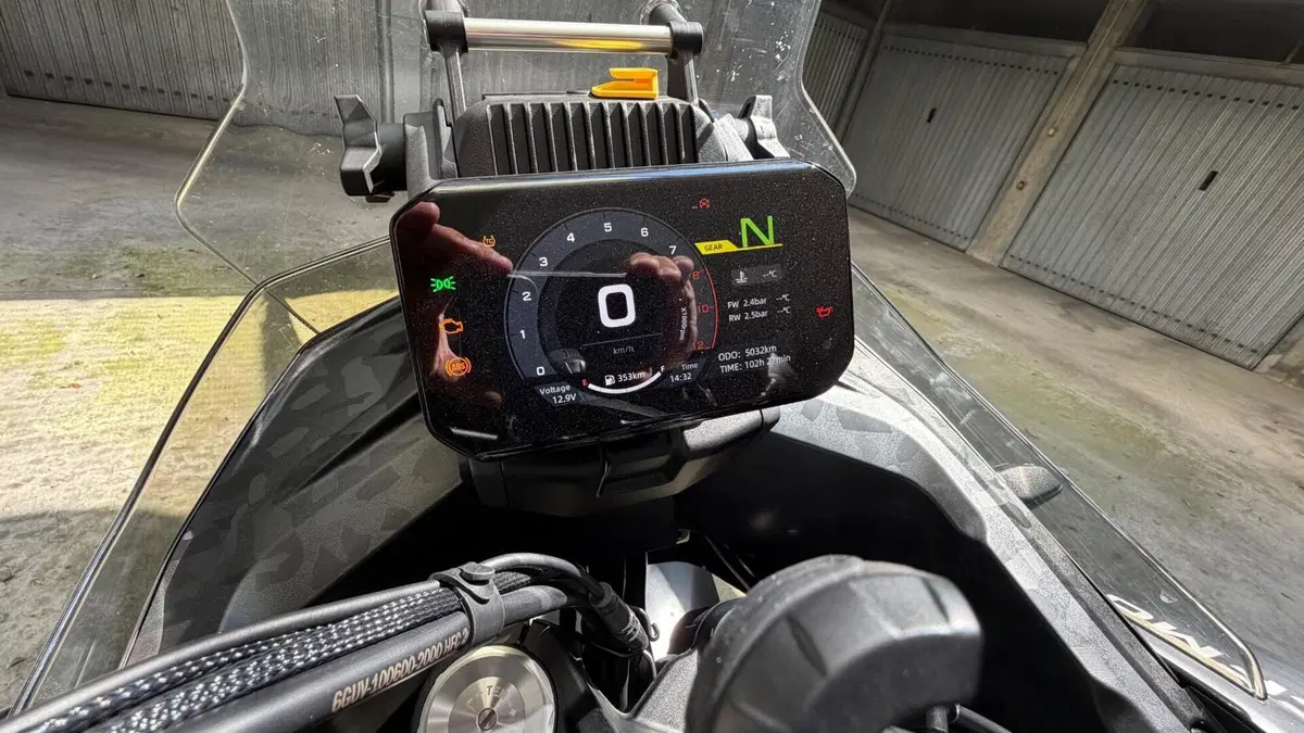 CFMOTO 700MT (2024 - 26) (6)