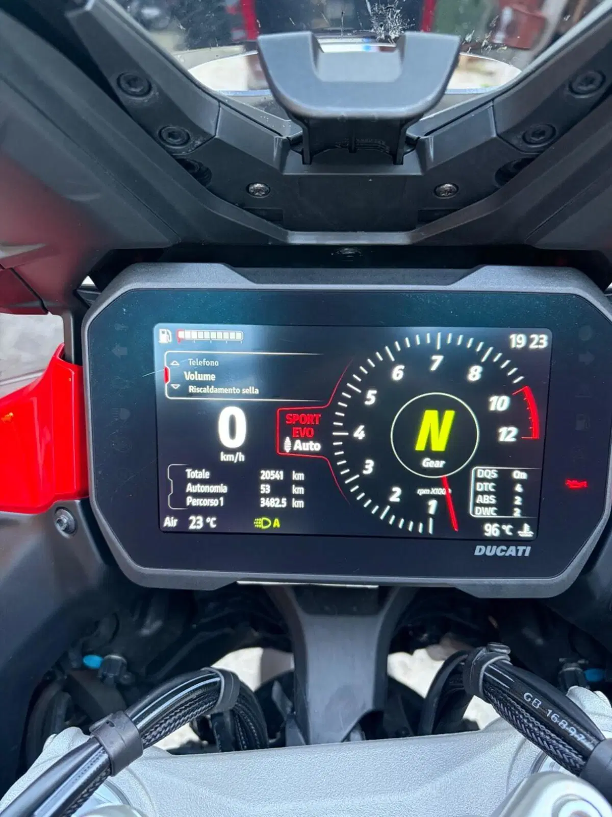 Ducati Multistrada V4 S (2021 - 24) (4)