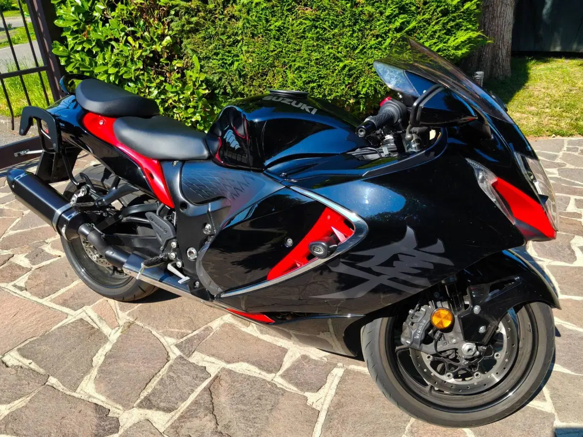 Suzuki GSX 1300 R Hayabusa (2021 - 24)