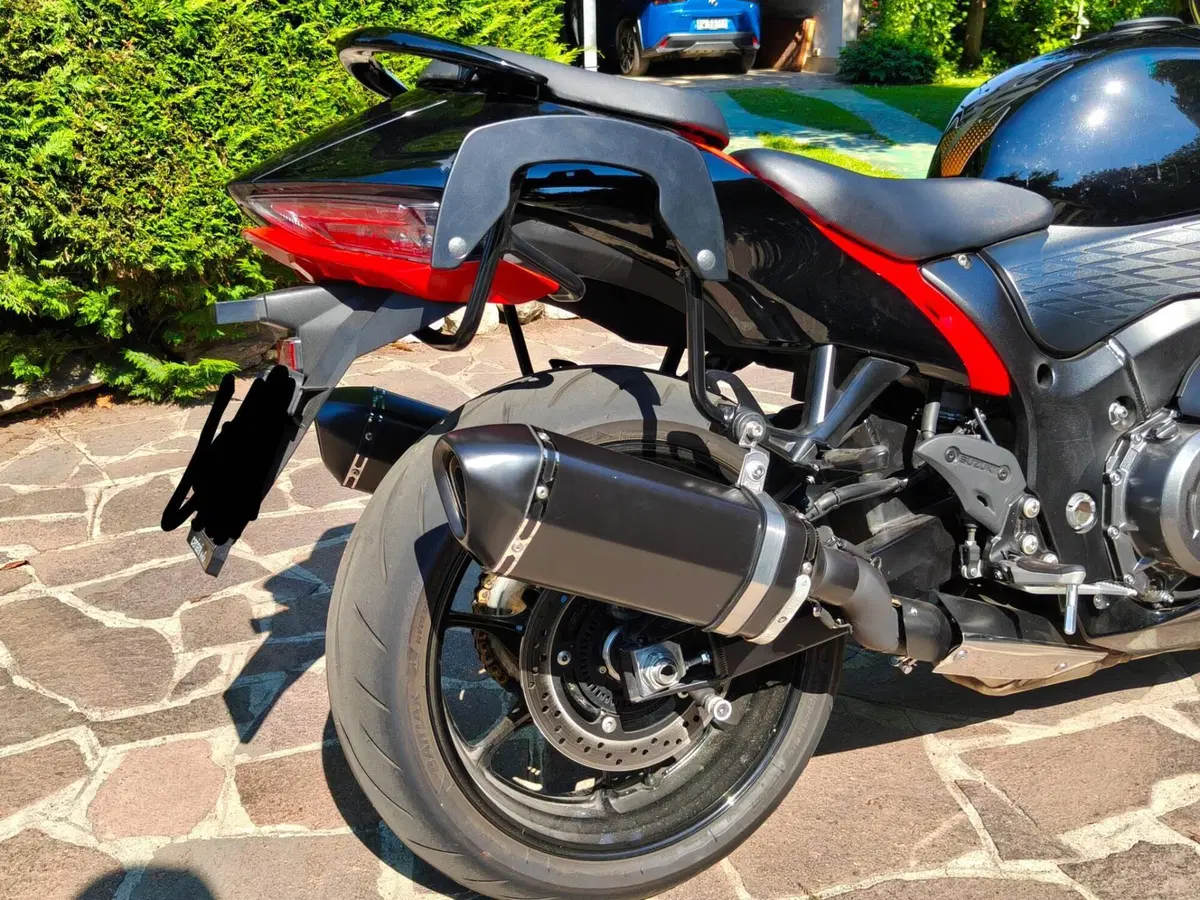 Suzuki GSX 1300 R Hayabusa (2021 - 24) (3)