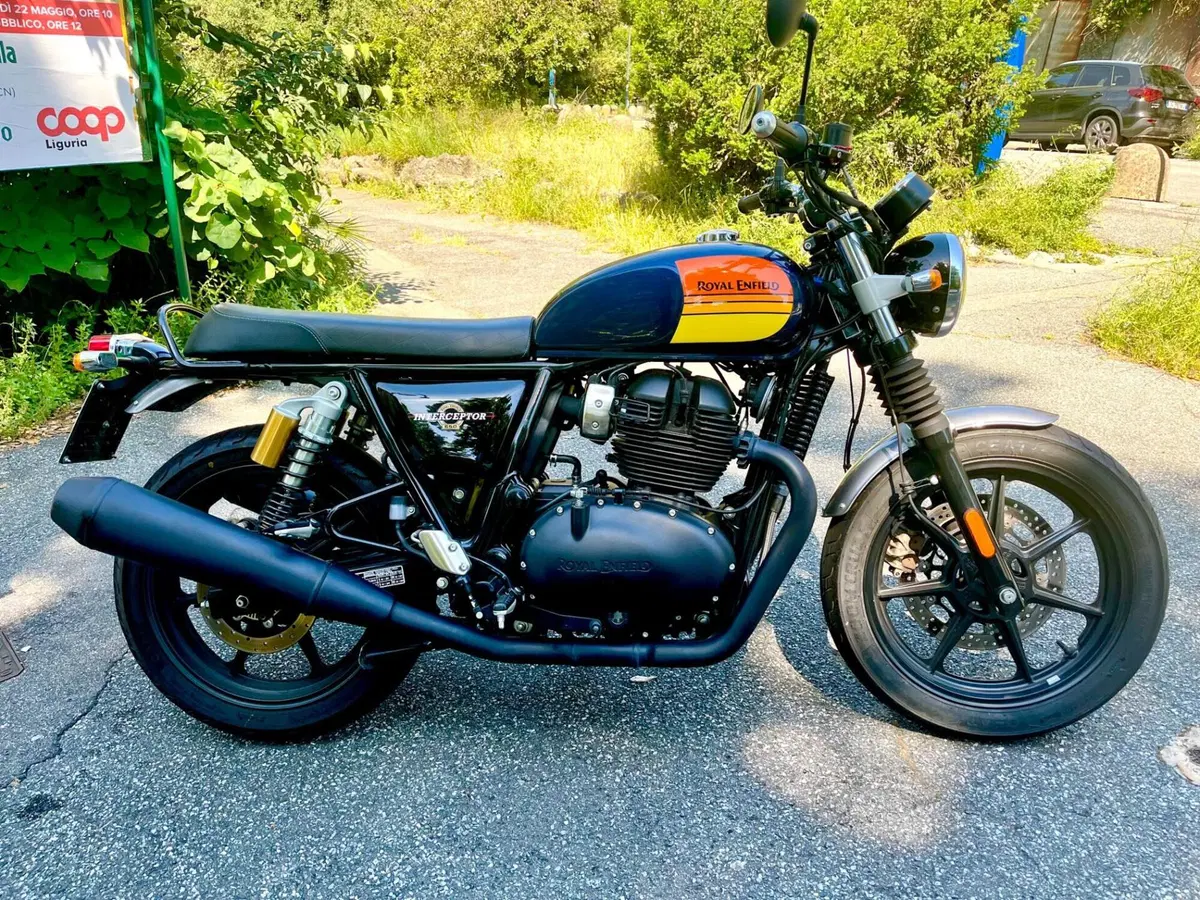 Royal Enfield Interceptor 650 (2021 - 26) (8)