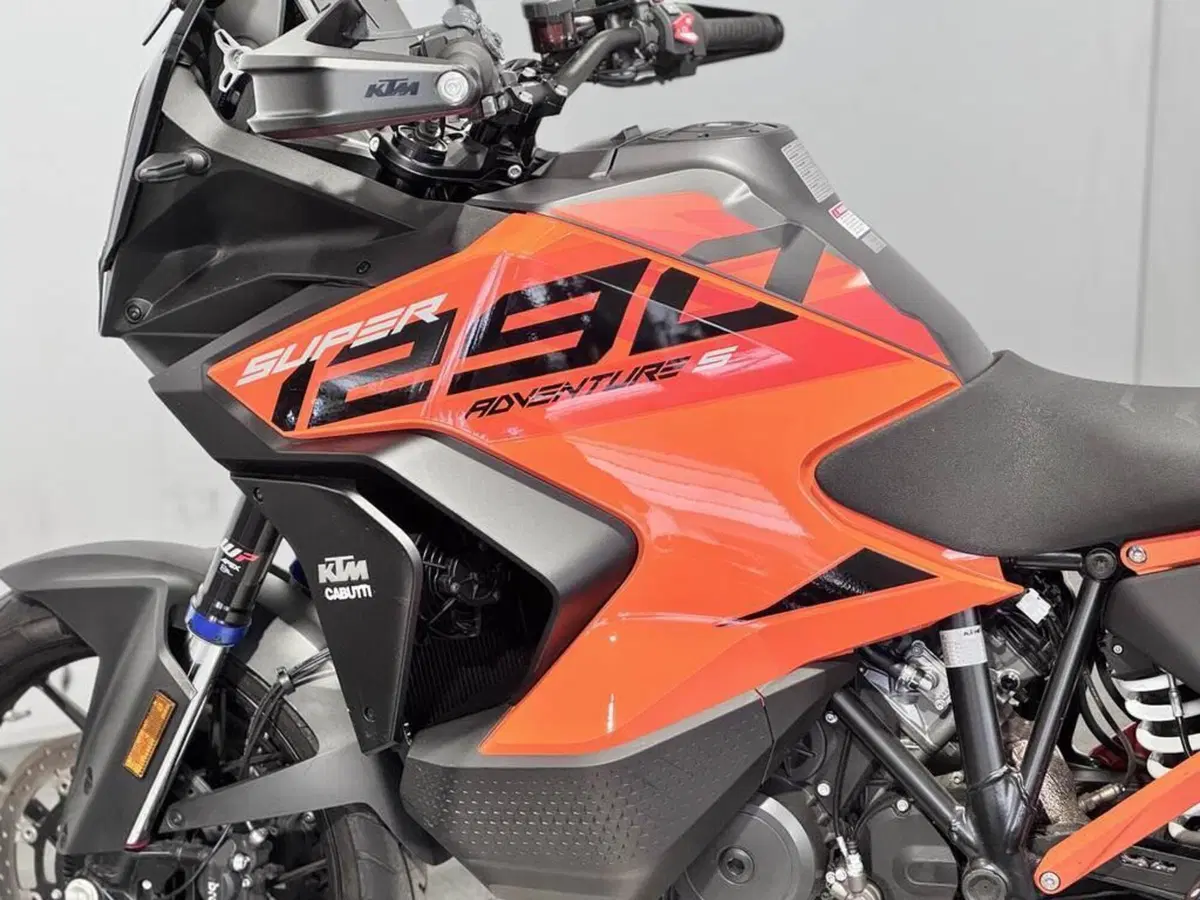 KTM 1290 Super Adventure S (2022 - 25) (4)