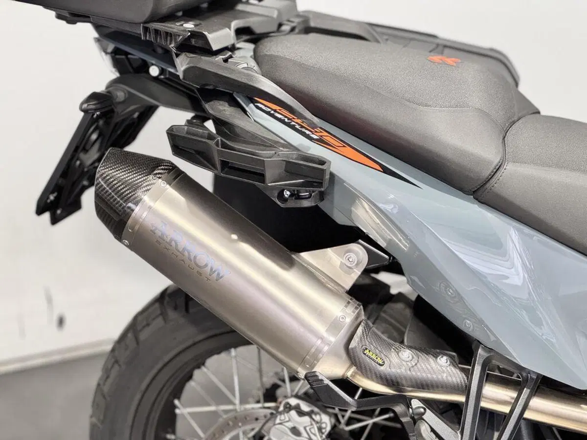 KTM 890 Adventure R Rally (2024 - 25) (15)