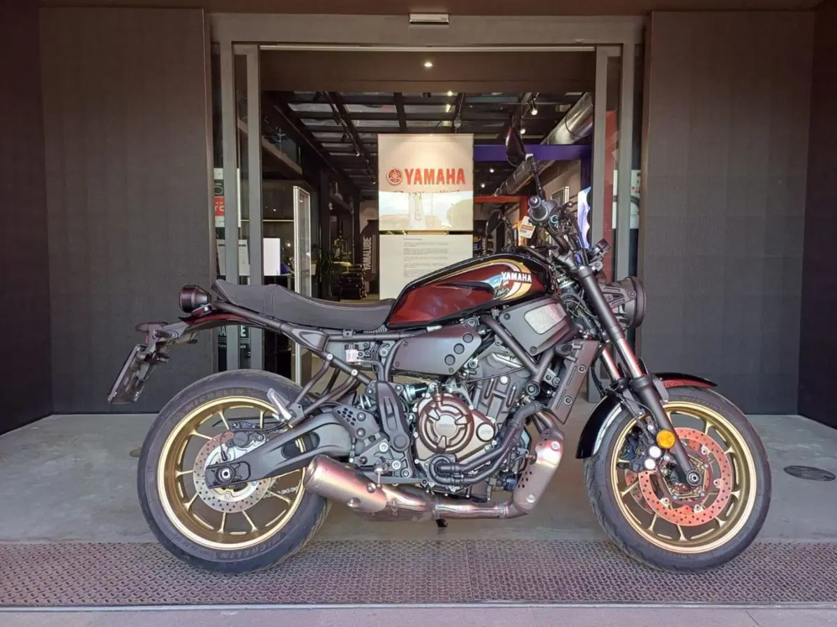 Yamaha XSR 700 (2022 - 26)