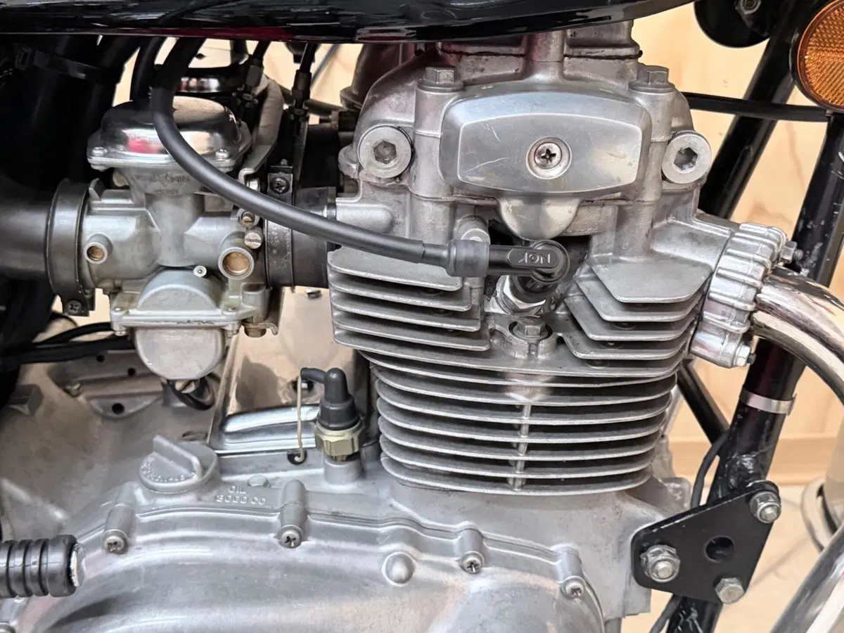 Kawasaki Z350i (5)