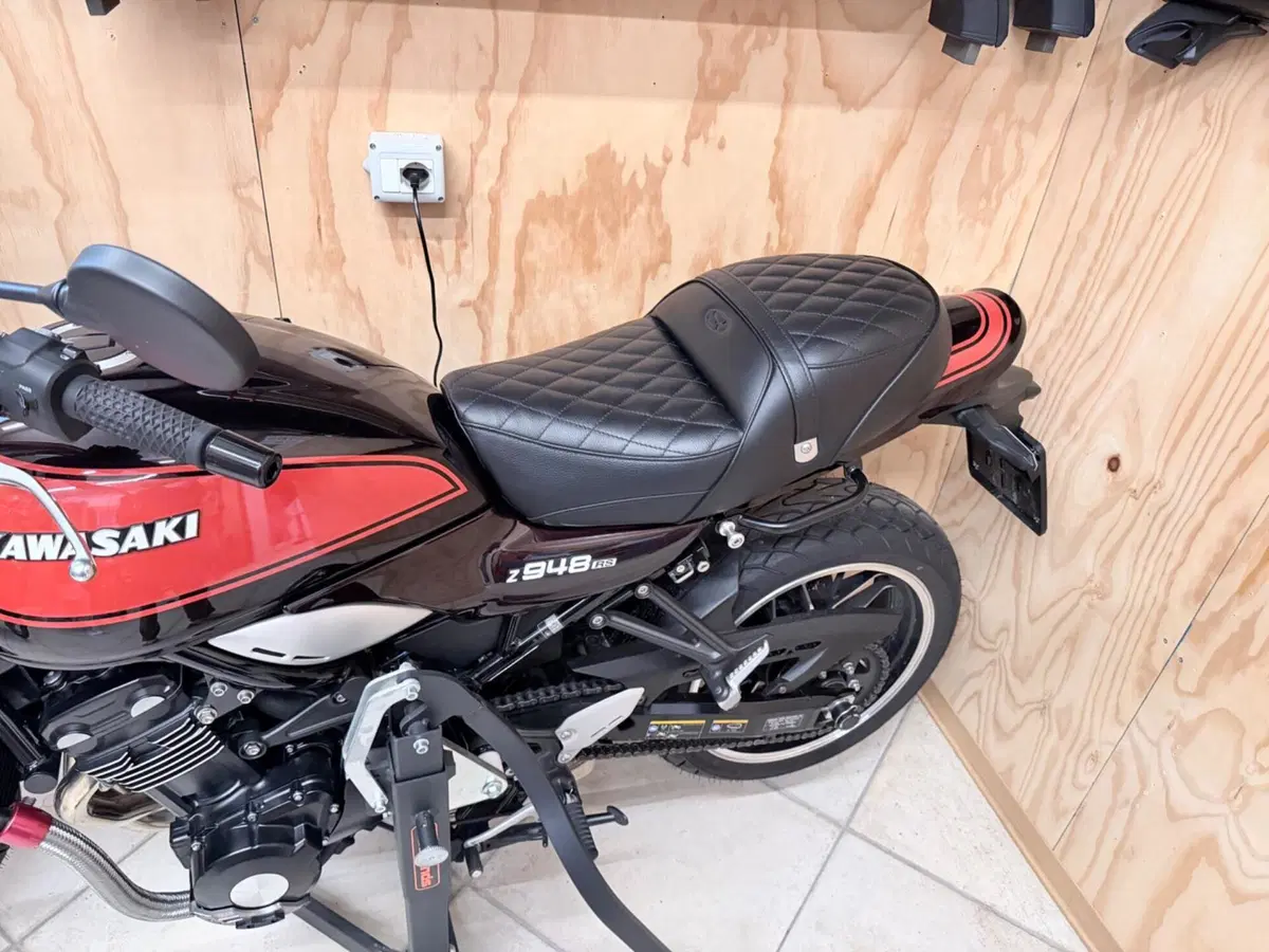 Kawasaki Z 900 RS (2018 - 20) (9)