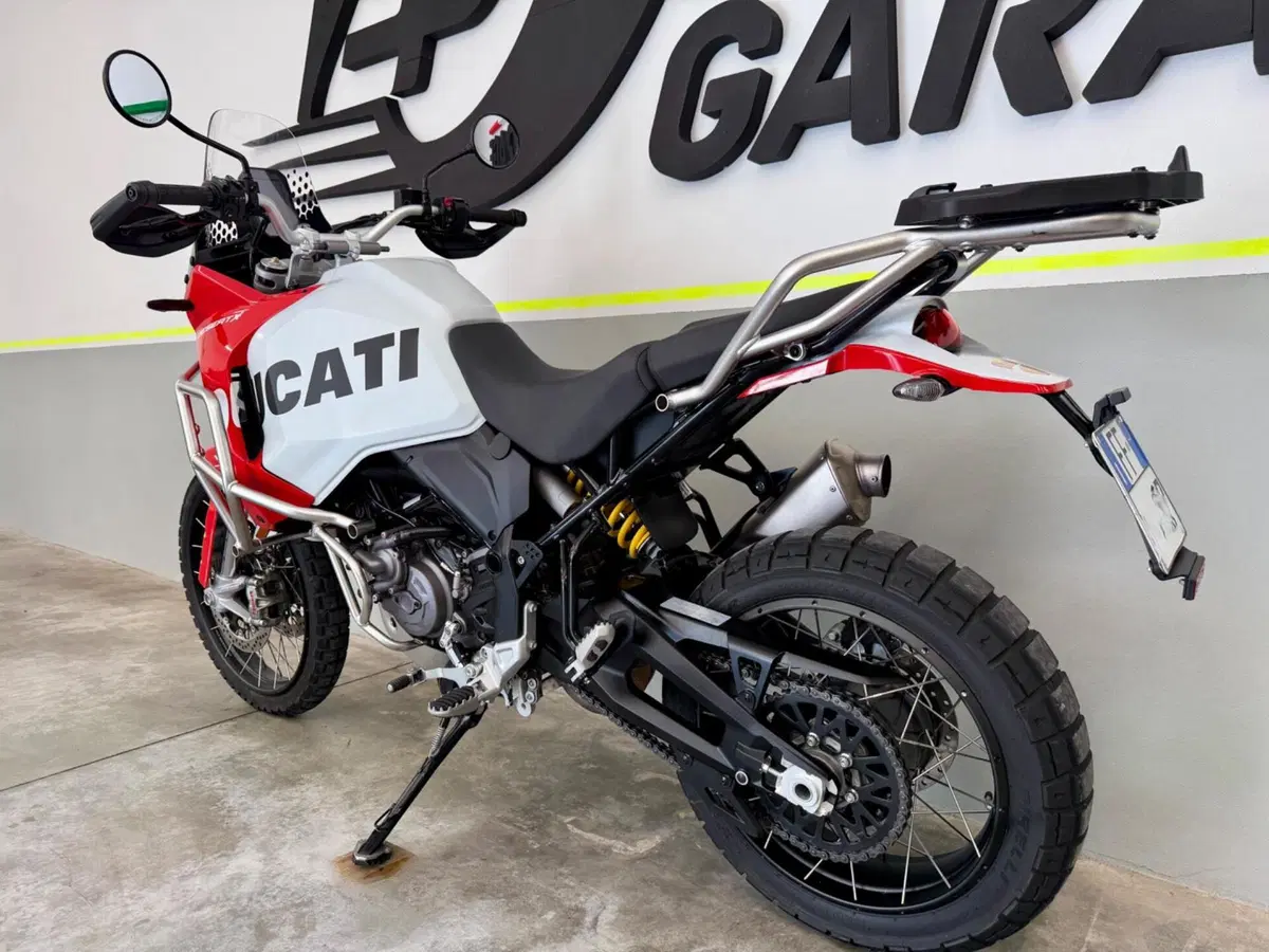 Ducati DesertX (2022 - 25) (12)