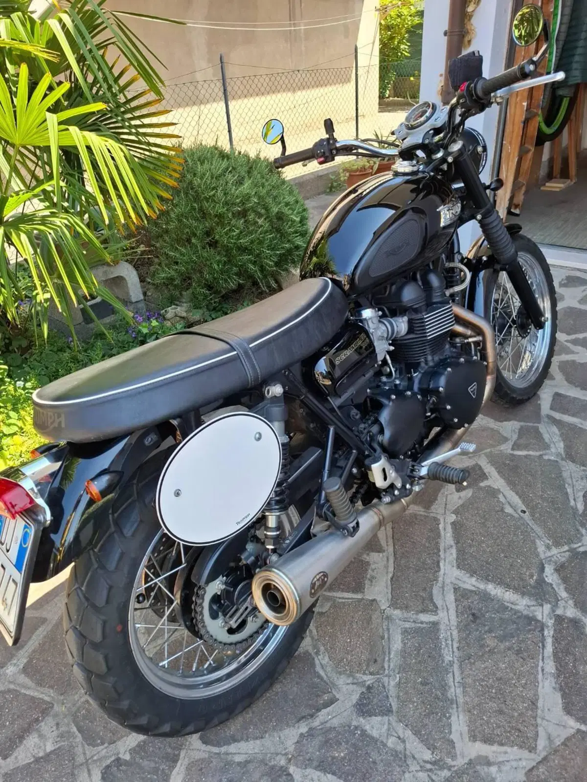 Triumph Scrambler (2006 - 17) (3)