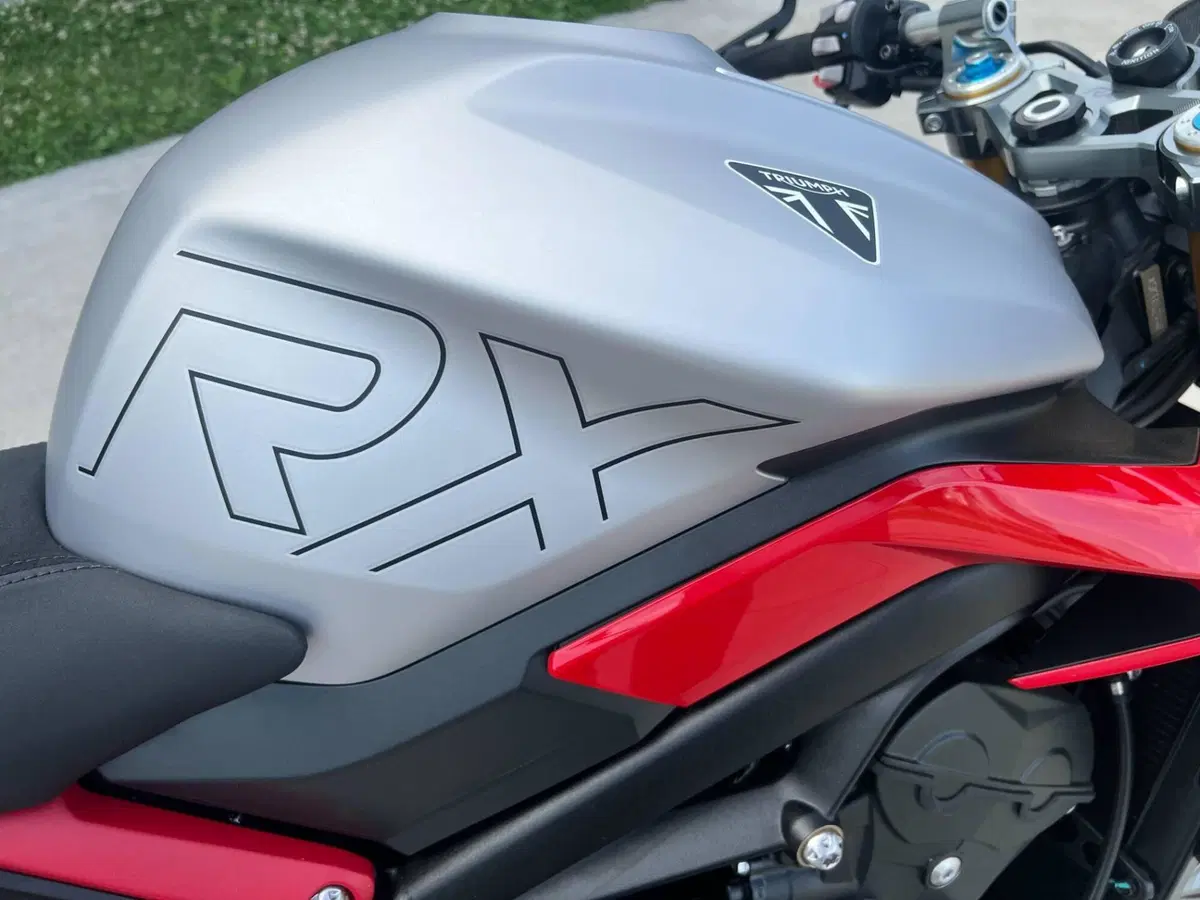 Triumph Street Triple 765 RX (2026) (6)