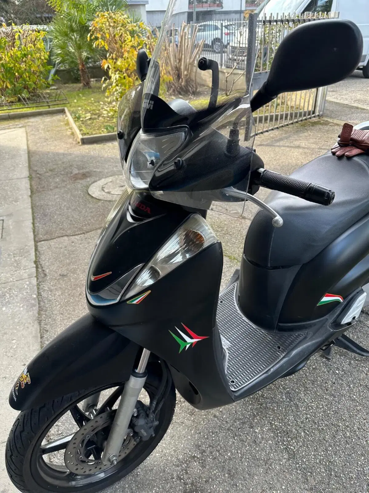 Honda SH 300 i (2006 - 10) (2)
