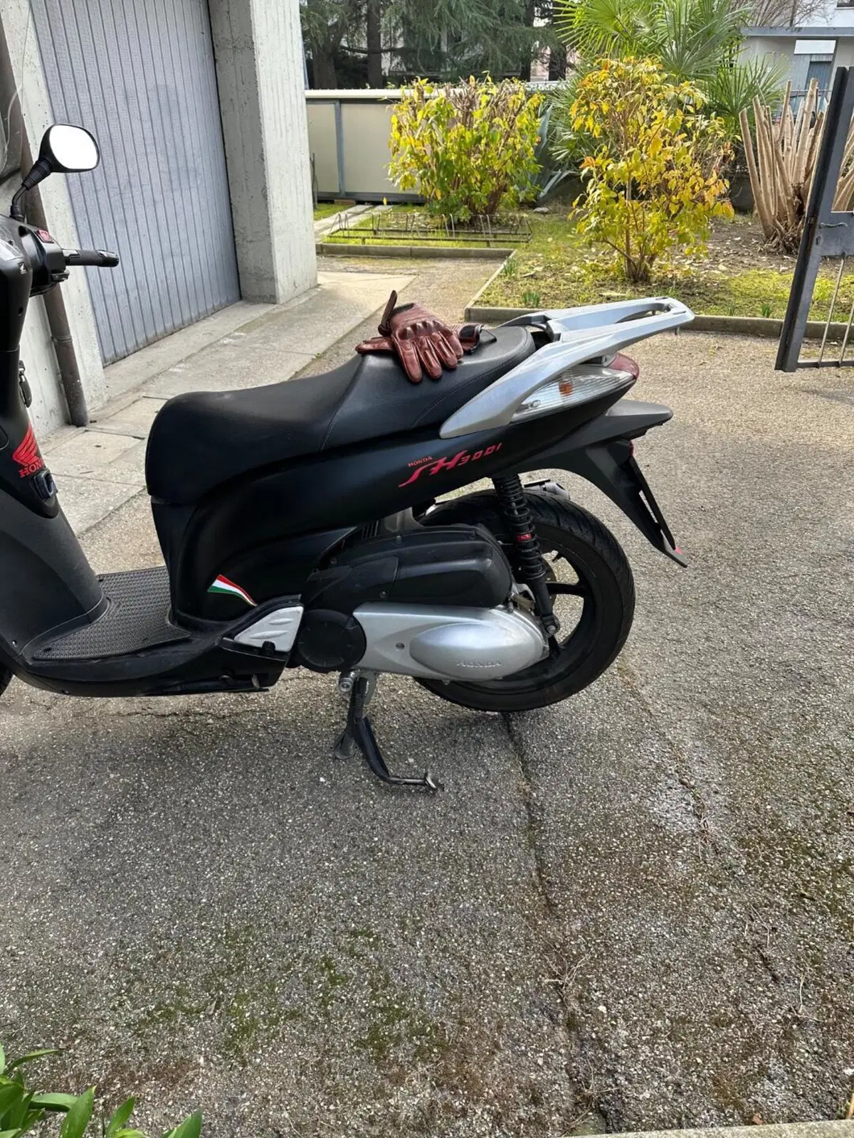 Honda SH 300 i (2006 - 10) (4)