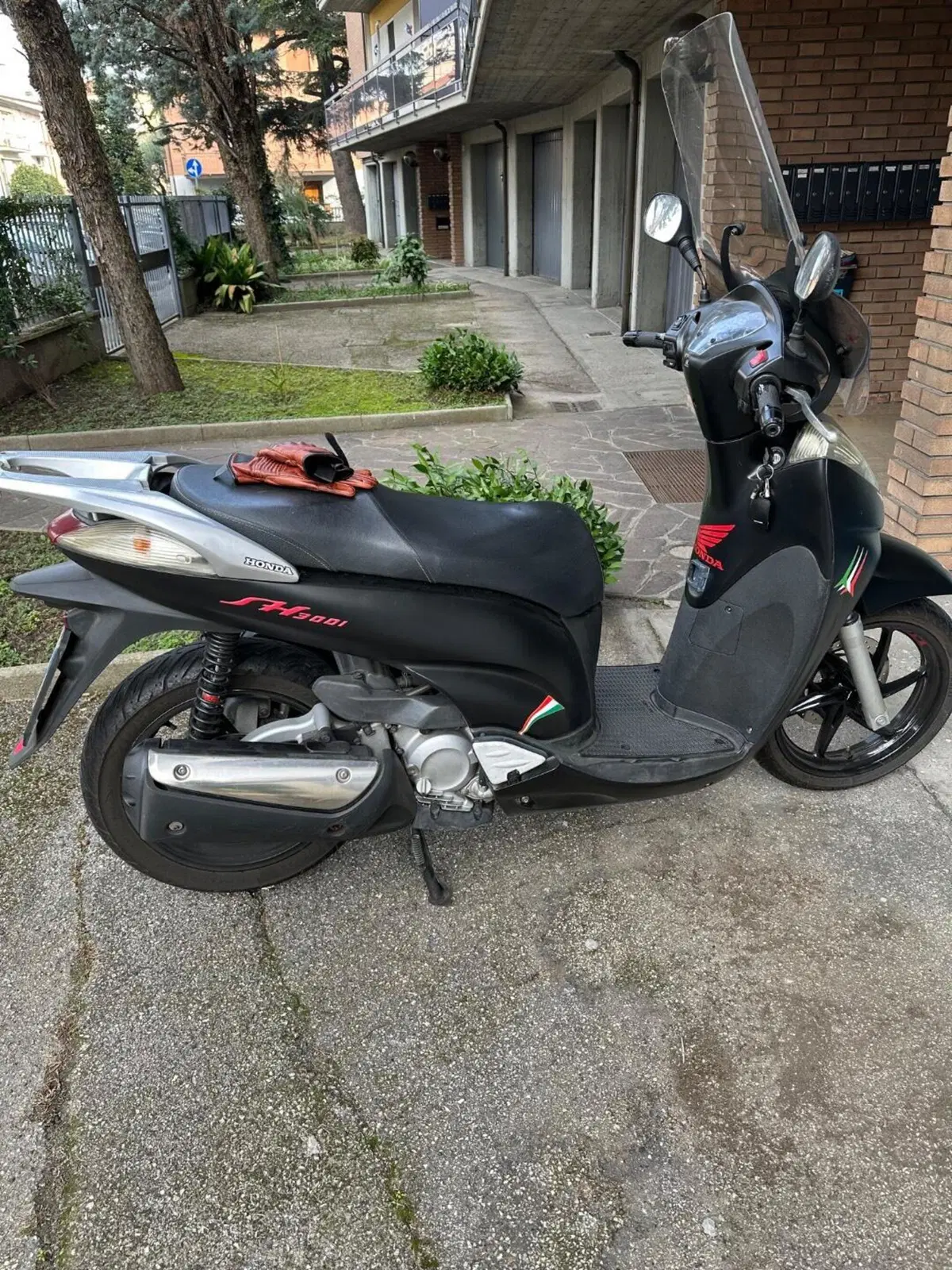 Honda SH 300 i (2006 - 10) (6)