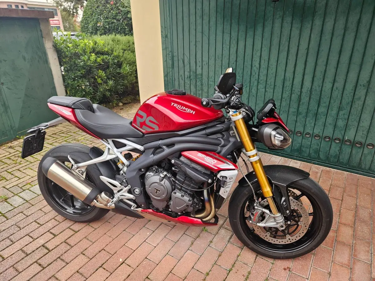 Triumph Speed Triple 1200 RS (2021 - 24) (3)
