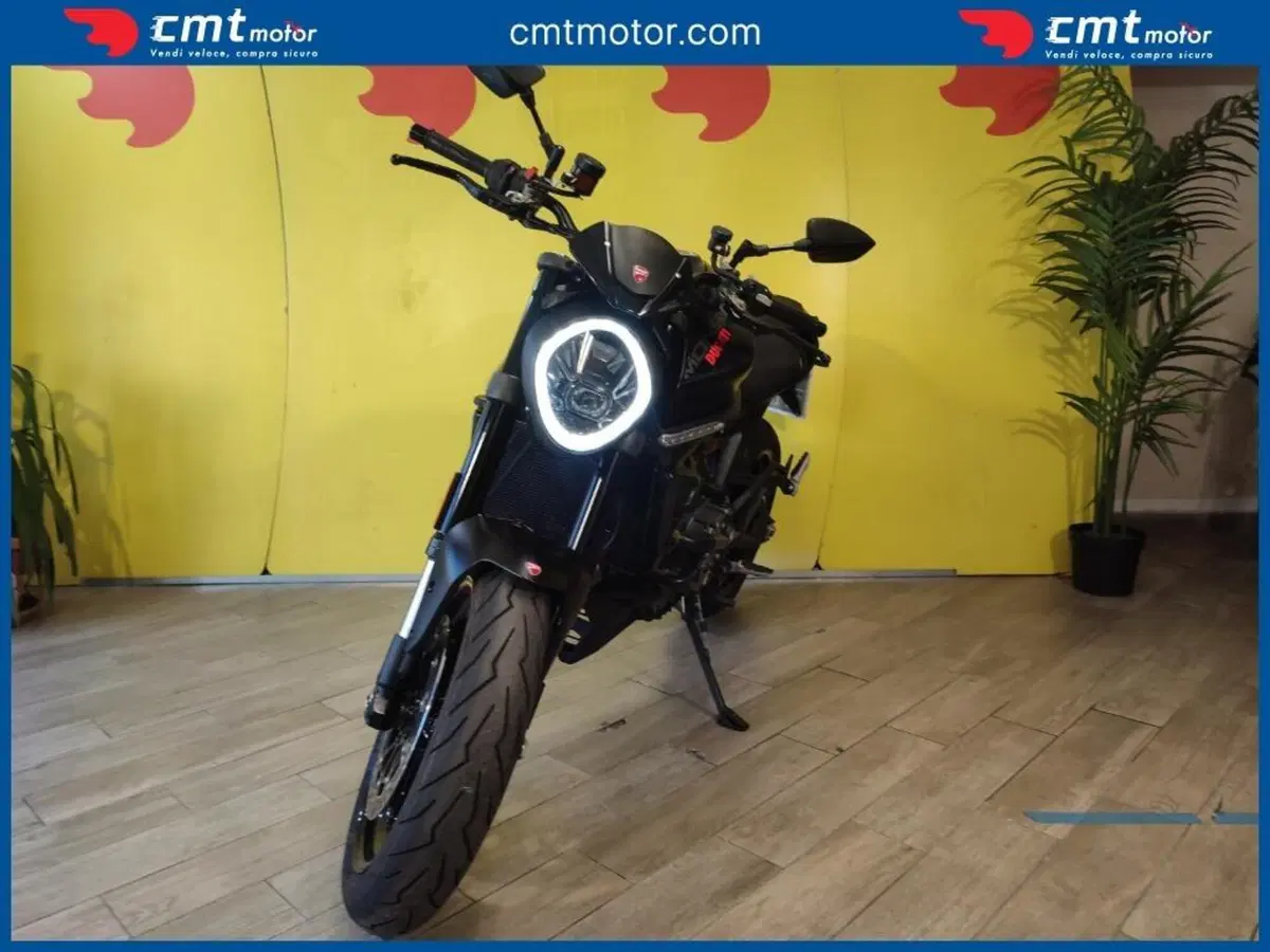 Ducati Monster 937 (2021 - 25) (2)
