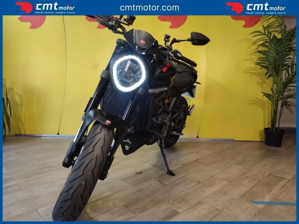 Ducati Monster 937 (2021 - 25) (7)