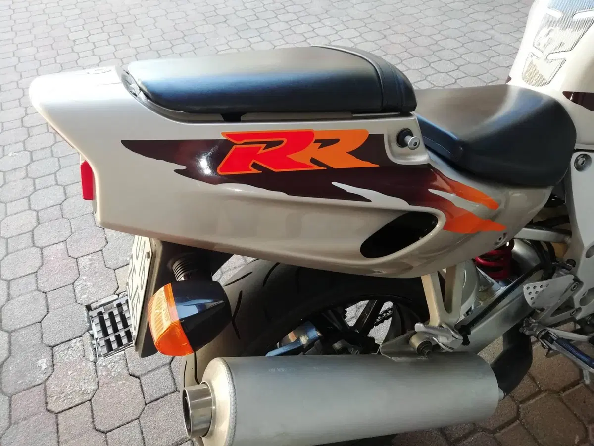 Honda CBR 900 RR (1994 - 95) (4)