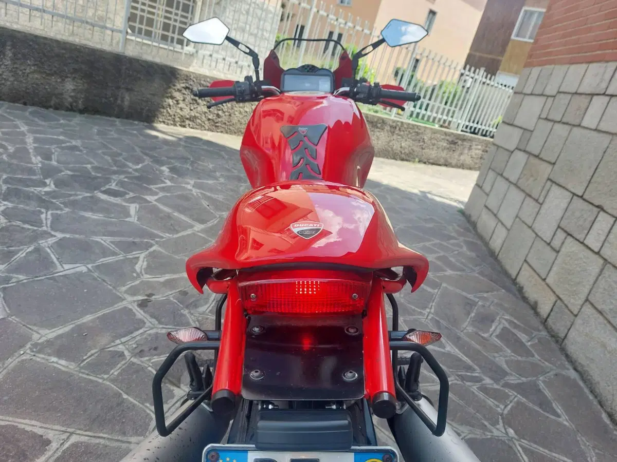 Ducati Monster 695 (2006 - 08) (6)