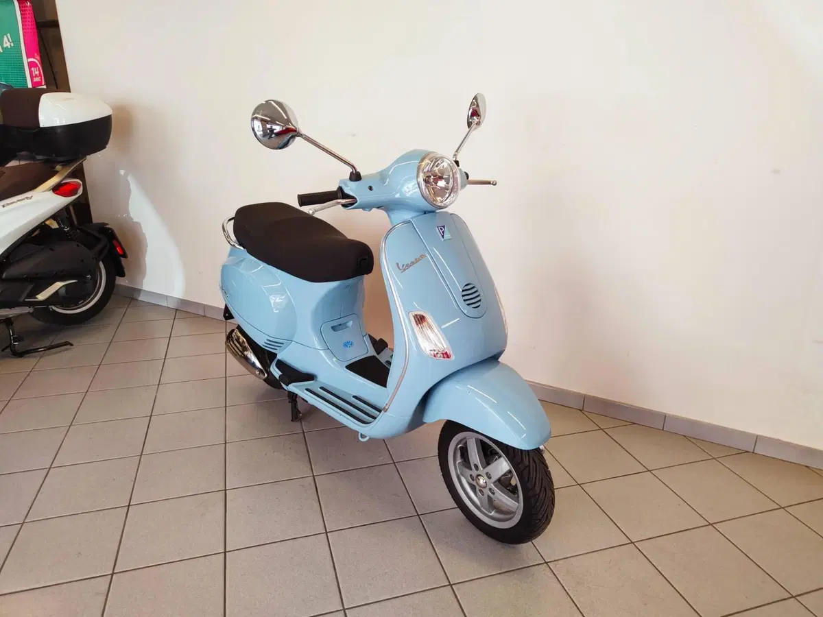 Vespa LX 150 (2005 - 11) (2)