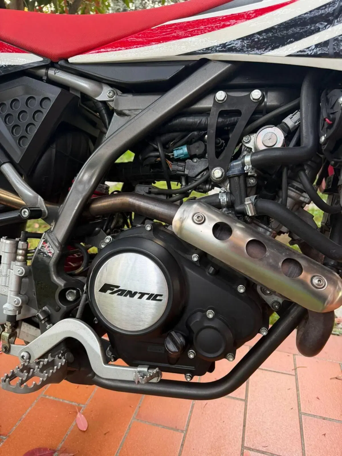 Fantic Motor XMF 125 Motard Performance 4t (2021 - 22) (5)