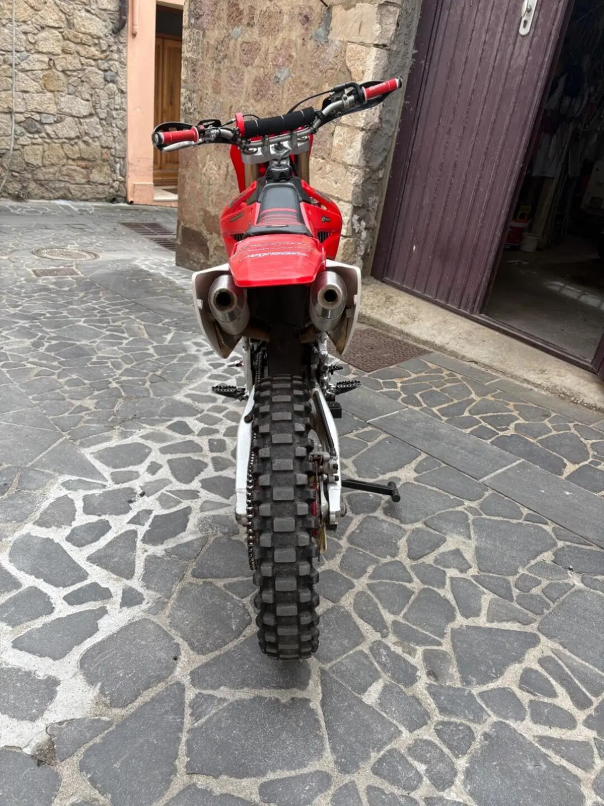 Honda CRF 250R (2010 - 11) (5)