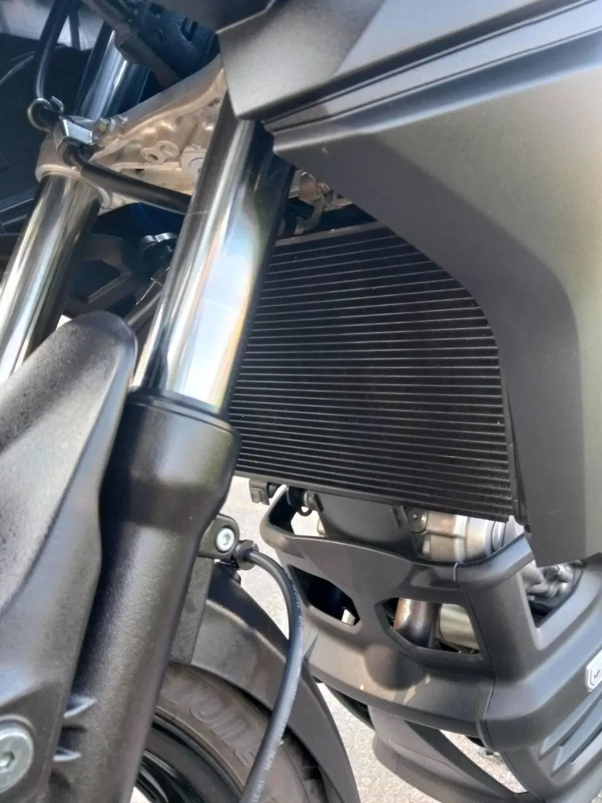 Suzuki V-Strom 650 (2021 - 25) (4)