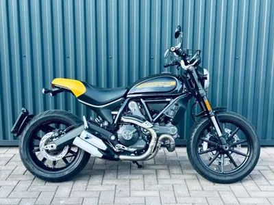 Ducati Scrambler 800 Full Throttle (2017 - 21) usata