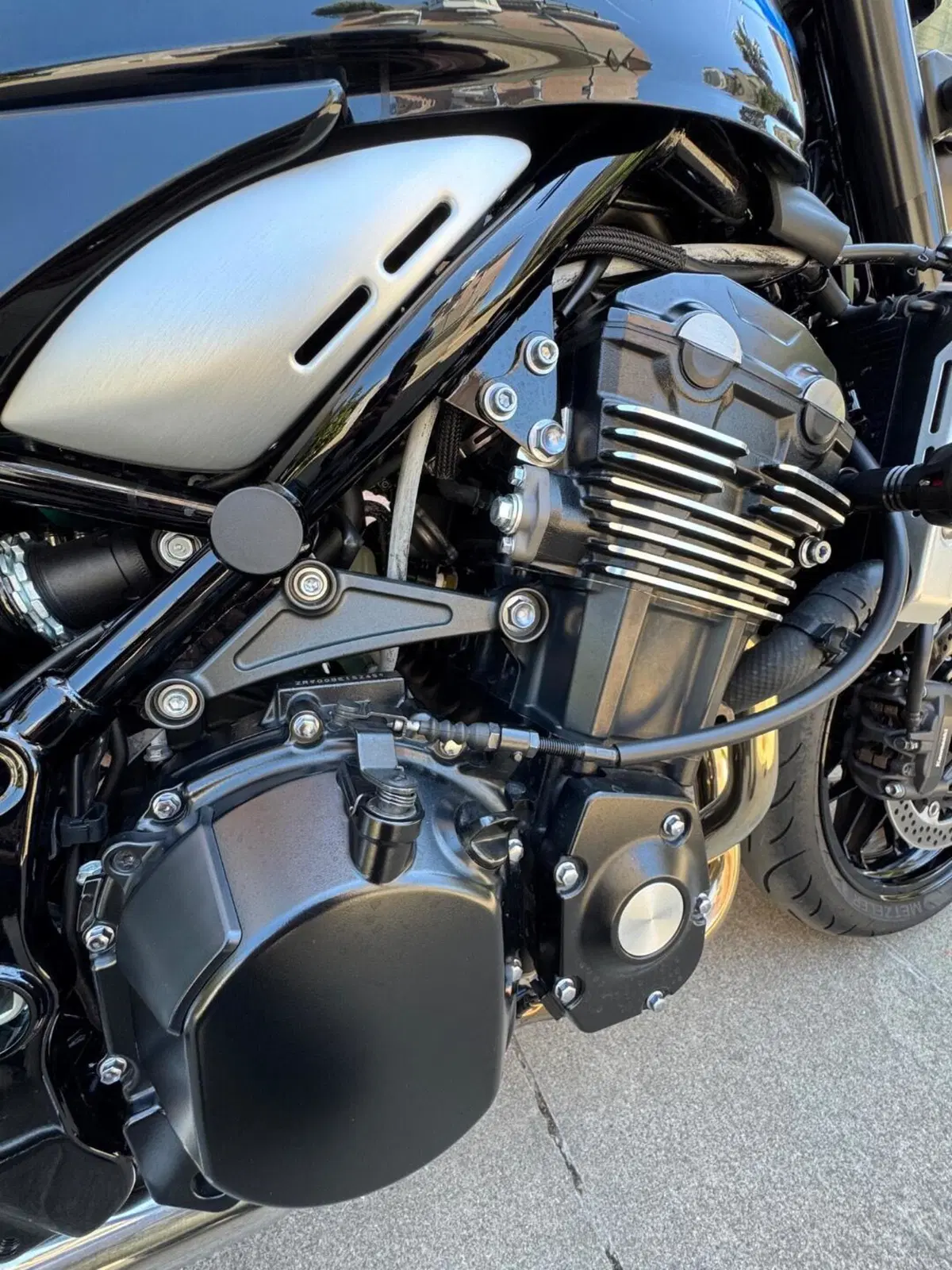 Kawasaki Z 900 RS (2022 - 25) (9)
