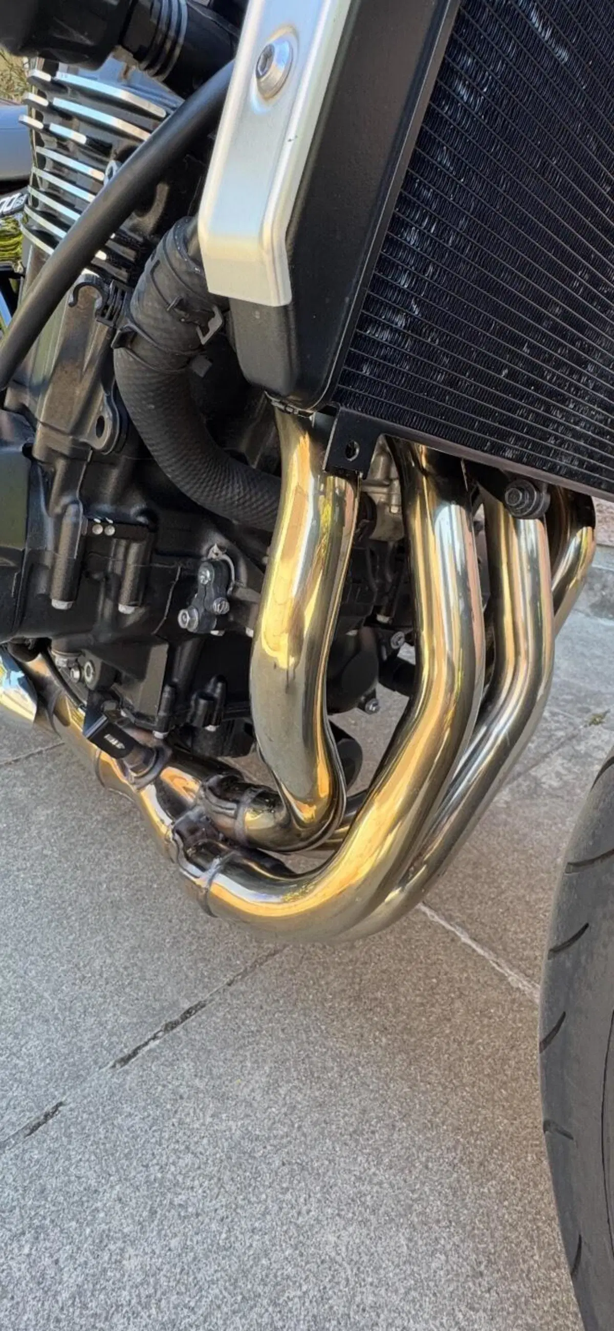 Kawasaki Z 900 RS (2022 - 25) (10)